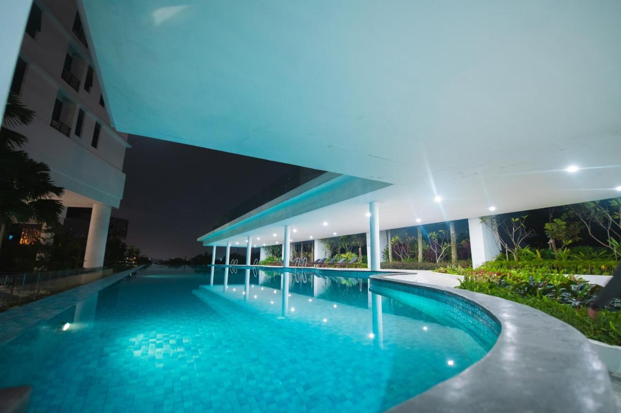 Marina View Resor 4*